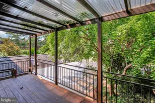 997 N Sycamore Street N, Falls Church, VA 22046 - Photo 9