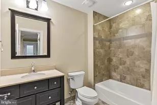 604 N Oak St, Falls Church, VA 22046 - Photo 47