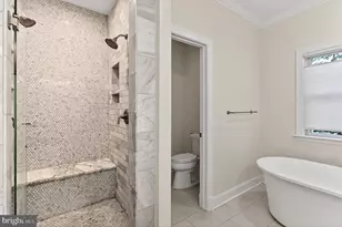 604 N Oak St, Falls Church, VA 22046 - Photo 33