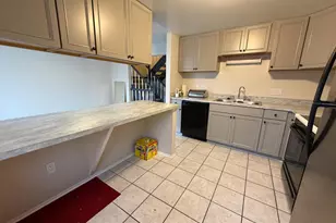 327 James St, Falls Church, VA 22046 - Photo 7