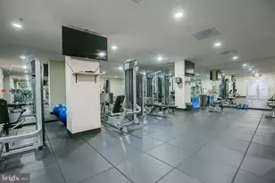 444 W Broad Street W, Falls Church, VA 22046 - Photo 35