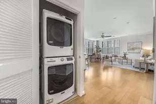 444 W Broad Street W, Falls Church, VA 22046 - Photo 27