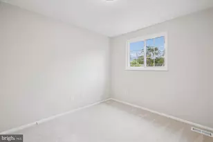 209 S Virginia Ave, Falls Church, VA 22046 - Photo 17