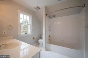 119 E Jefferson St, Falls Church, VA 22046 - Photo 27