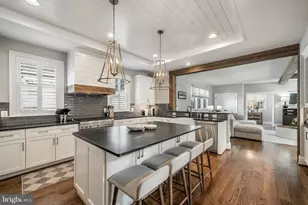 323 S West St, Falls Church, VA 22046 - Photo 17