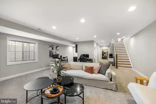 323 S West St, Falls Church, VA 22046 - Photo 43