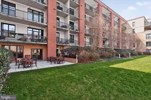 444 W Broad Street W, Falls Church, VA 22046 - Photo 15