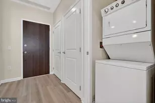 444 W Broad Street W, Falls Church, VA 22046 - Photo 17
