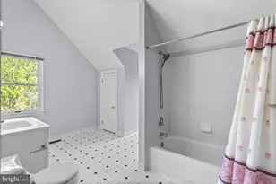 403 N West St, Falls Church, VA 22046 - Photo 49