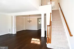 301 Hillwood Ave, Falls Church, VA 22046 - Photo 3