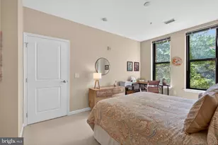 444 W Broad St, Falls Church, VA 22046 - Photo 17
