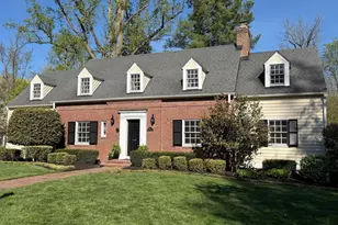 212 Forest Dr, Falls Church, VA 22046 - Photo 3