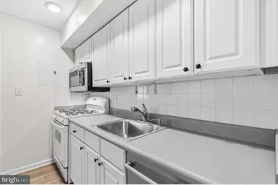 124 Haycock Road #C-2, Falls Church, VA 22046 - Photo 13