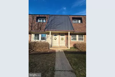 220 S Virginia Avenue #82, Falls Church, VA 22046 - Photo 1