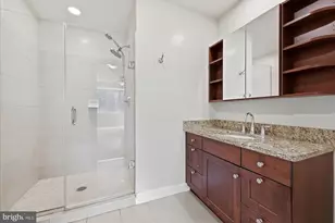 513 W Broad St, Falls Church, VA 22046 - Photo 5
