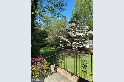 805 Ridge Place, Falls Church, VA 22046 - Photo 3