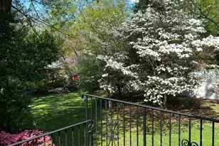 805 Ridge Pl, Falls Church, VA 22046 - Photo 3