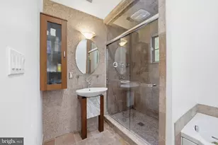 1312 Robinson Pl, Falls Church, VA 22046 - Photo 19