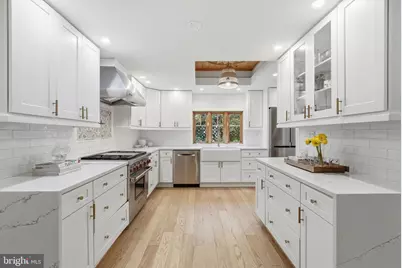 1312 Robinson Place, Falls Church, VA 22046 - Photo 5