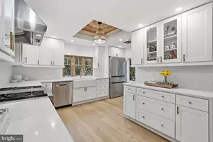 1312 Robinson Pl, Falls Church, VA 22046 - Photo 7