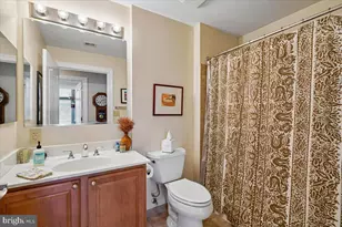502 W Broad St, Falls Church, VA 22046 - Photo 21