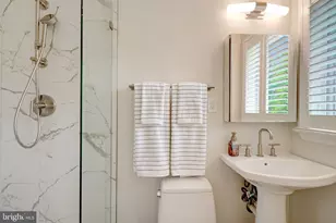 105 Poplar Dr, Falls Church, VA 22046 - Photo 19