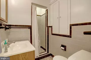 209 Tyson Dr, Falls Church, VA 22046 - Photo 19