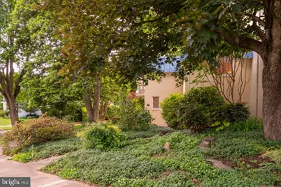 201 Garden Court, Falls Church, VA 22046 - Photo 45