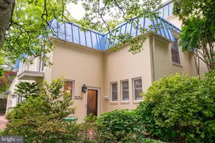 201 Garden Ct, Falls Church, VA 22046 - Photo 3
