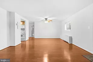 200 N Maple Ave, Falls Church, VA 22046 - Photo 5