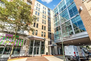 444 Broad St, Falls Church, VA 22046 - Photo 1