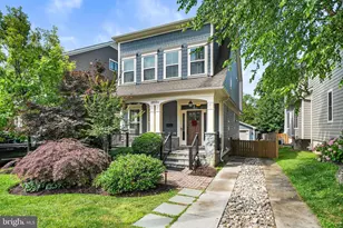 1203B Lincoln Ave, Falls Church, VA 22046 - Photo 3