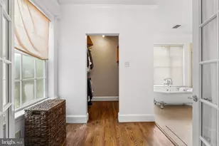 211 W Greenway Blvd W, Falls Church, VA 22046 - Photo 25