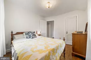 211 W Greenway Blvd W, Falls Church, VA 22046 - Photo 29