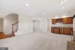 126 Gresham Pl, Falls Church, VA 22046 - Photo 35