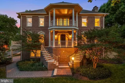 126 Gresham Place, Falls Church, VA 22046 - Photo 3
