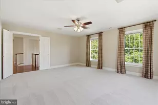 126 Gresham Pl, Falls Church, VA 22046 - Photo 23