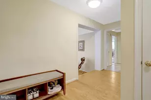 209 Tyson Dr, Falls Church, VA 22046 - Photo 21