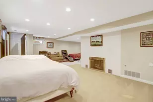 209 Tyson Dr, Falls Church, VA 22046 - Photo 49