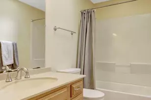 209 Tyson Dr, Falls Church, VA 22046 - Photo 45