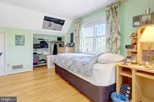 209 Tyson Dr, Falls Church, VA 22046 - Photo 41