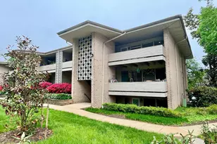 156 Haycock Rd, Falls Church, VA 22046 - Photo 1
