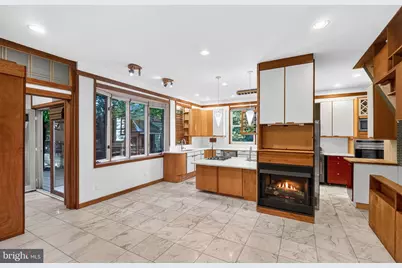 997 N Sycamore Street, Falls Church, VA 22046 - Photo 27
