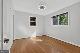 997 N Sycamore St, Falls Church, VA 22046 - Photo 15