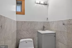 997 N Sycamore St, Falls Church, VA 22046 - Photo 53