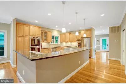 117 W George Mason Road, Falls Church, VA 22046 - Photo 17