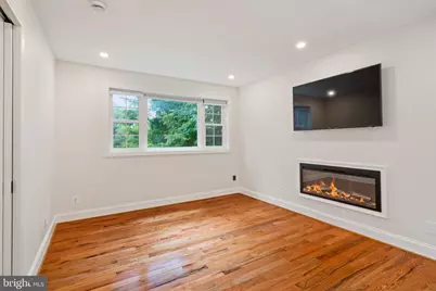 709 E Broad Street, Falls Church, VA 22046 - Photo 17