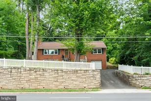 709 E Broad St, Falls Church, VA 22046 - Photo 37