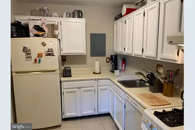 200 N Maple Avenue #510, Falls Church, VA 22046 - Photo 5