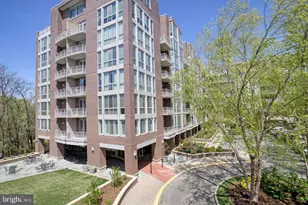 513 W Broad St, Falls Church, VA 22046 - Photo 1